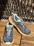 Asics Fujitrabuco Lyte trailsko löparsko dam strl.: 39,5