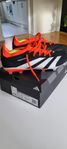 Adidas PREDATOR 24 PRO FIRM GROUND FOTBOLLSSKOR 45 1/3 