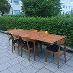 Danskt teak matbord med danska teak stolar