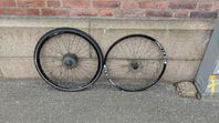 Bak o fram hjul 28 tum som passar till 24 växlade cyklar