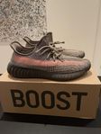 Yeezy 350v2 ASH STONE US9