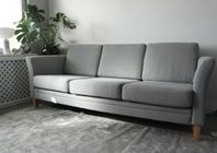 Ljusgrå 3-sits soffa