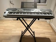 Keyboard Casio WK-3300 + ställ