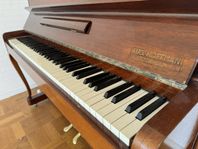 August Hoffman piano bortskänkes 
