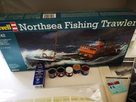 Revel 05204 North Sea Trawler