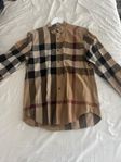 burberry skjorta M