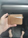 plånbok med smart tracker, brun