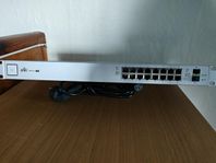 Ubiquiti UniFi US-16 PoE Switch