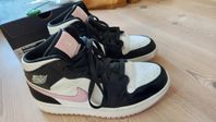 JORDAN 1 "LIGHT ARCTIC PINK" MID