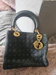 Vintage lady dior väska i tyg 