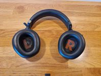 JBL Quantum 800 headset