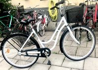 3 vxl MONARK Karin Varberg damcykel 