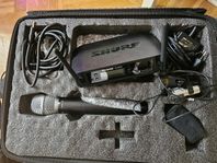 Trådlös mottagare+ trådlös mic+instrument mic+micstativ 