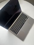 Macbook Pro 13" M1 Kvitto & endast 40 battericyklar!