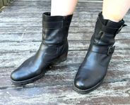 Klackskor / finskor i svart läder - för stora fötter