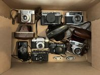 Diverse analoga kameror och tillbehör