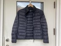 Uniqlo Dunjacka (Small, Dam) Ultra Light Down Jacket