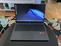 HP Laptop 15 AMD Ryzen 5 7520U 15.6" FHD 8 GB RAM 512 GB SSD