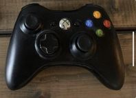 Svart xbox 360 kontroll