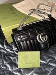 Gucci GG Marmont väska 