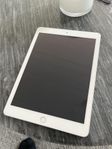 iPad 6th gen Wi-Fi 32GB - Silver
