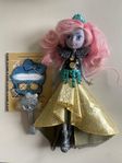 Monster High Mouscedes King Boo York Gala
