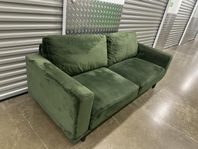 3-sits sammet soffa från märket ILVA
