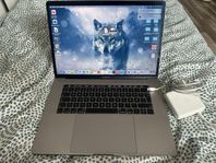 Macbook Pro 15” 2018 500 Gb