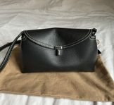 Totême T-Lock clutch