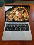 MacBook Pro 2017 13" 8 GB