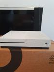Xbox One S 1TB + Två Kontroller och Tv-Spel