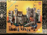 LEGO 10305 Lion Knights' Castle (oöppnad)