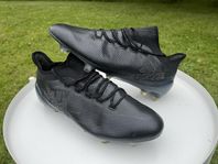 Fotbollsskor Adidas X 17.1 FG storlek 44 2/3