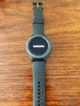 Samsung Galaxy Watch 42 mm inklusive duo charger