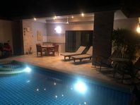 VIP chain resort Rayong Ban Phe. Fint hus med egen pool