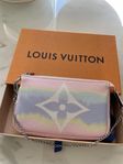 Louis Vuitton mini pochette limited edition 