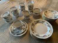 Kaffeservis Elizabethan Fine Bone China, 35 delar