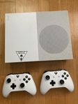 Xbox one s digital edition 1TB, två kontroller