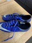 Fotbollsskor CR7 Nike stl 39