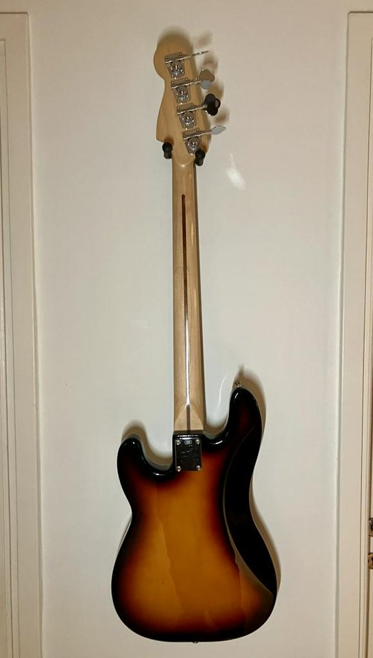 Fender Precision Bas, 2003 Me...