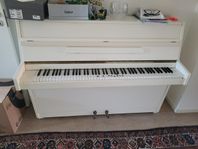 piano bortskänkes