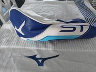 Mizuno ST- X 9.5'