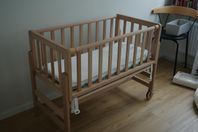 Baby Crib Geuther + AeroSleep Mattress  - LIKE NEW!