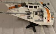 Starwars farkost av lego-typ