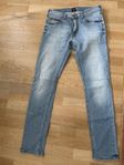 Lee jeans 32/34 i fint skick! 