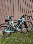 Bianchi impulso allroad Gravel / landsvägscykel