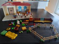 Playmobil "Take Along Farm"