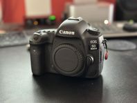 Canon EOS 5D mark IV