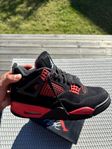 Jordan 4s thunder red