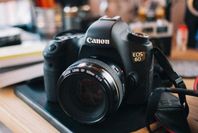 Canon 6D + Canon EF 50mm f/1.8 + Batterier